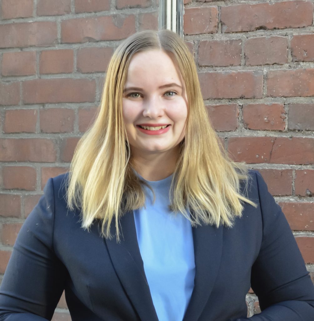 Siru Hopealinna, Demariopiskelijoiden pääsihteeri